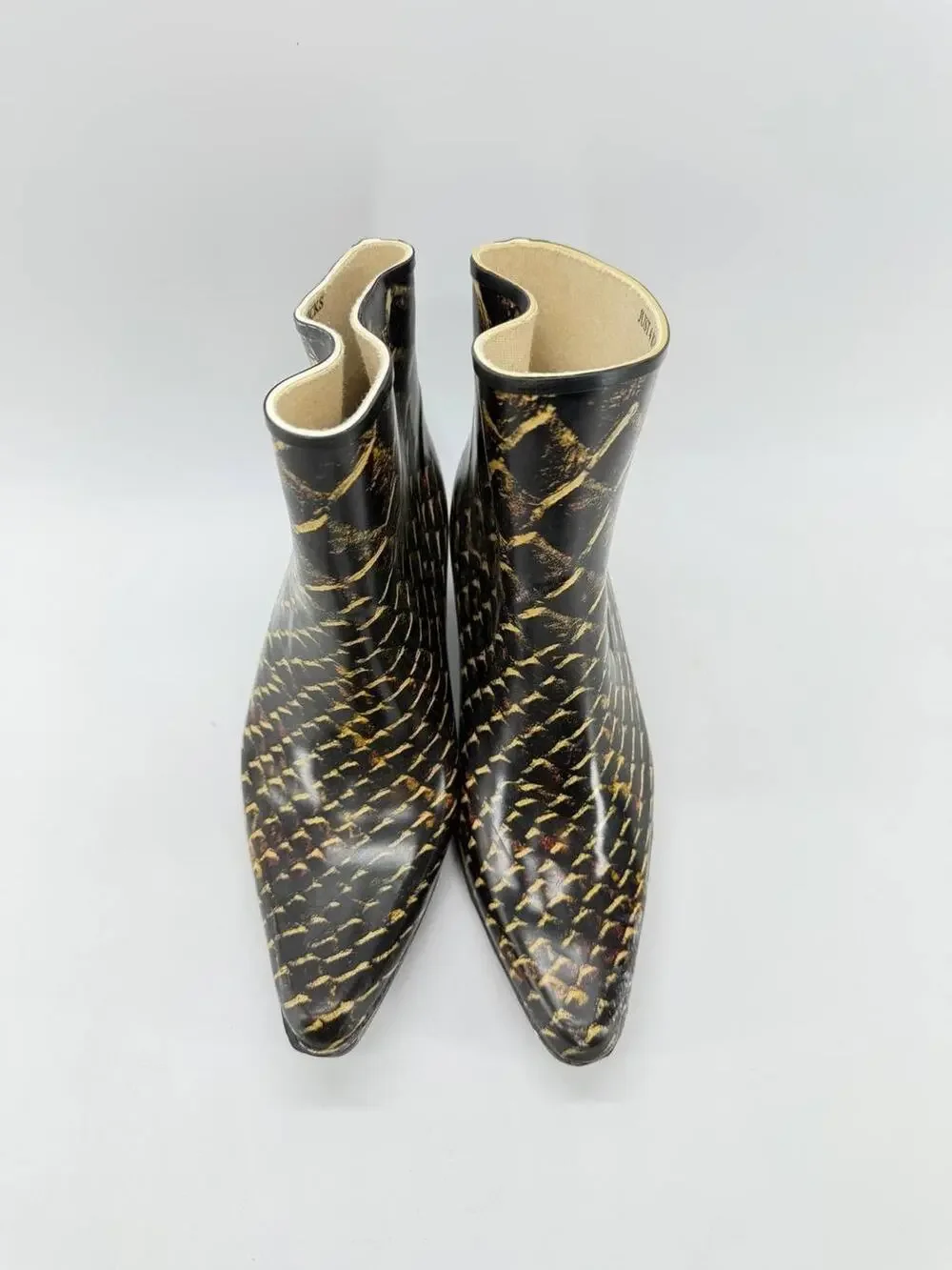 Just 4 Kicks Women’s Western Rain Boots Size 8 Black Gold Square Toe Heeled